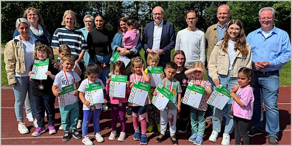 Beim Projekt Minisportabzeichen erfolgreich