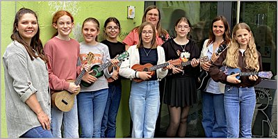 Ukulele-AG begeisterte in der Pusteblume Ukulele-AG begeisterte in der Pusteblume