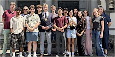 Schüler aus Johannisburg im Rathaus begrüßt Schüler aus Johannisburg im Rathaus begrüßt