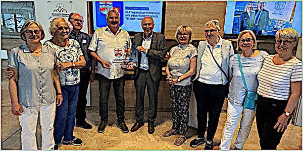 Landkreise Paderborn und Teltow-Fläming vertiefen Verbindung