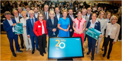 20 Jahre Studienfonds OWL gefeiert 20 Jahre Studienfonds OWL gefeiert