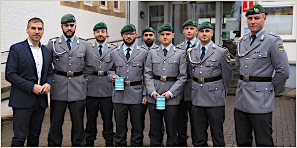 Spendensammlung für den Erhalt von Kriegsgräbern