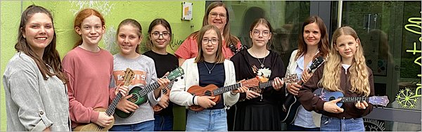 Ukulele-AG begeisterte in der Pusteblume