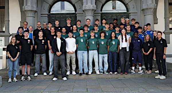 Nachwuchs des Spitzensports im Rathaus begrüßt