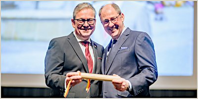 Stefan-Oliver Strate ist neuer Bürgermeister"