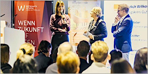 Preisverleihung im Wettbewerb Mitarbeitende.gewinnen Preisverleihung im Wettbewerb Mitarbeitende.gewinnen