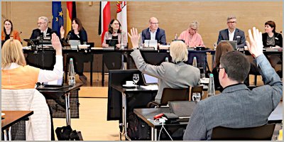 Kreisumlage sinkt um knapp 5,4 Millionen Euro Kreisumlage sinkt um knapp 5,4 Millionen Euro