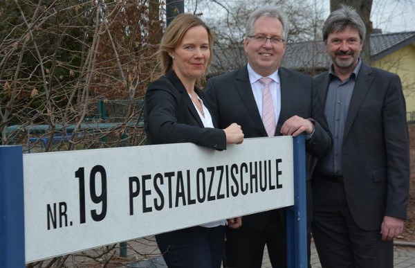 Freuen sich über die neue Trägerschaft: Trägerschaft für Pestalozzi-Förderschule