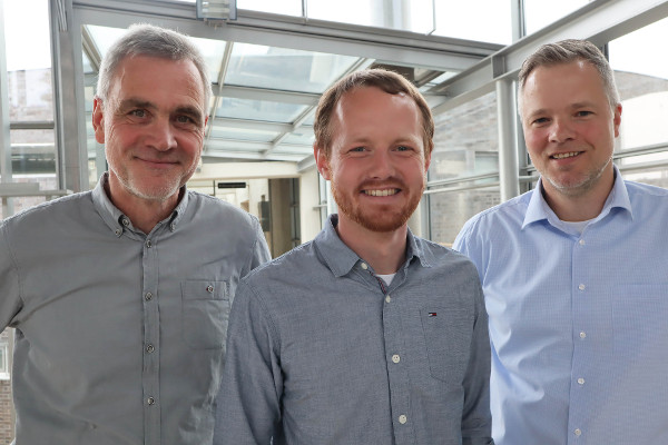Das Medienberater-Team für den Kreis Gütersloh: (v.l.) Martin Husemann, Alexander Eickhoff und Johannes Schirge helfen Lehrkräften bei der Erstellung von pädagogischen Konzepten zur Medienerziehung.