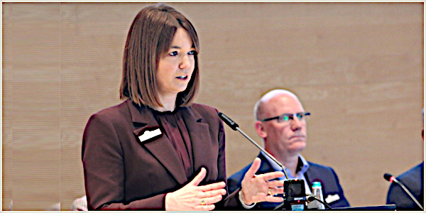 Ina Laukötter als Landrätin ins Amt eingeführt